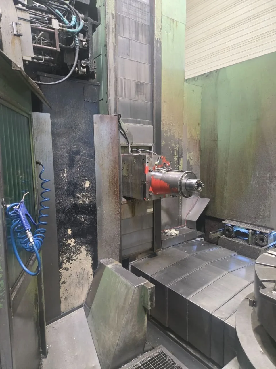 CNC HORIZONTAL BORING MILL – COLGAR PROGRAM 213 view 2