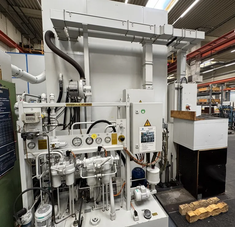CNC Gear Grinder PFAUTER PE 1600 G view 8