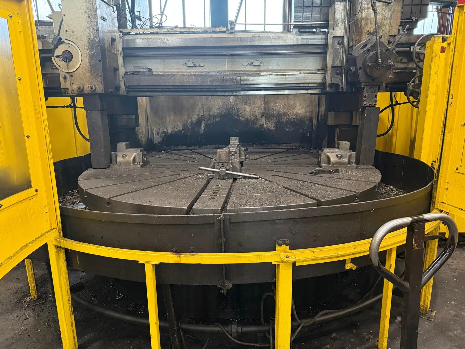 Vertical Boring and Turning Machine WEBSTER & BENNETT DCM 10FT view 4