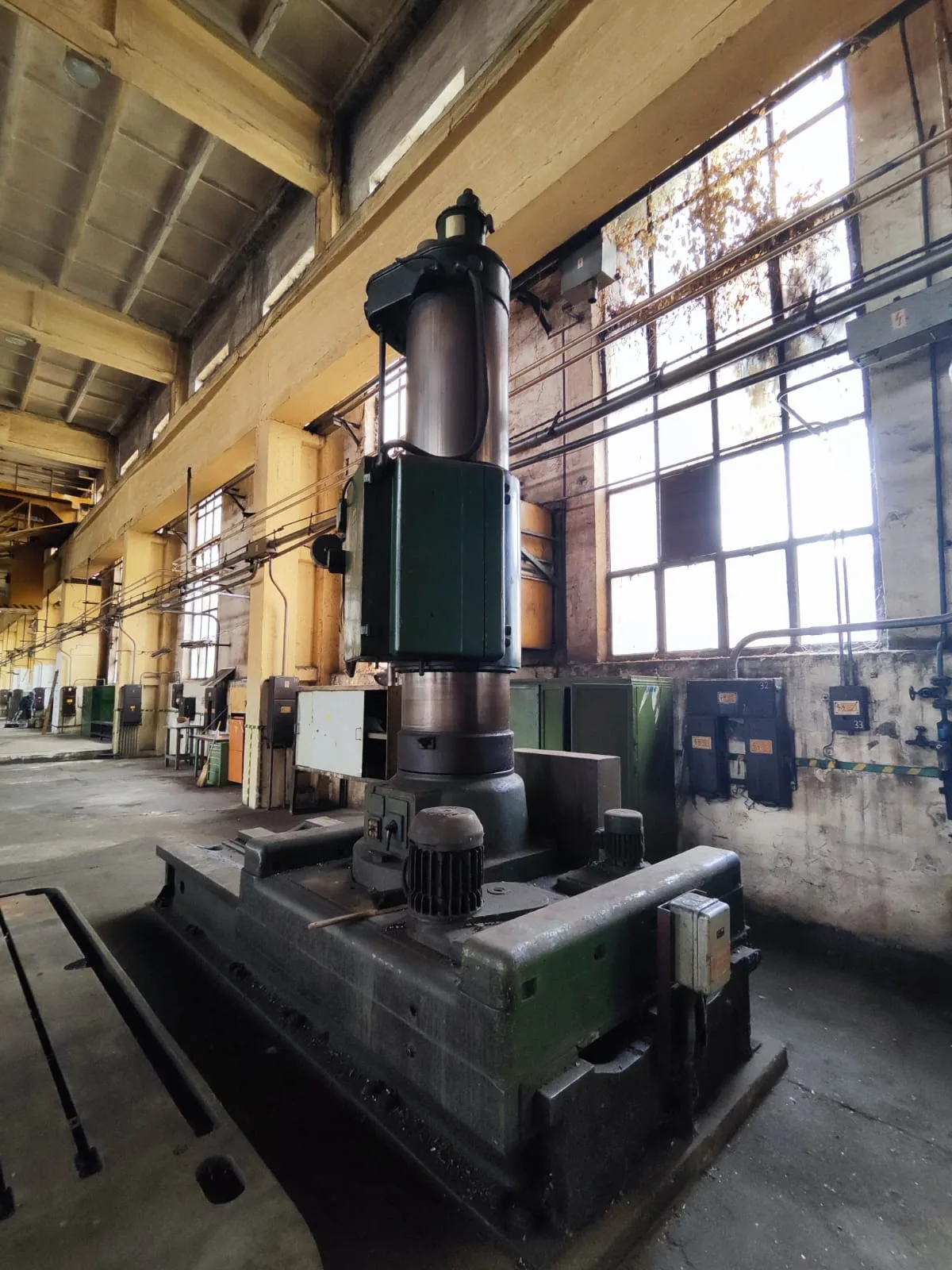 CSEPEL RFM 51 EXTRA LONG RADIAL DRILL view 2