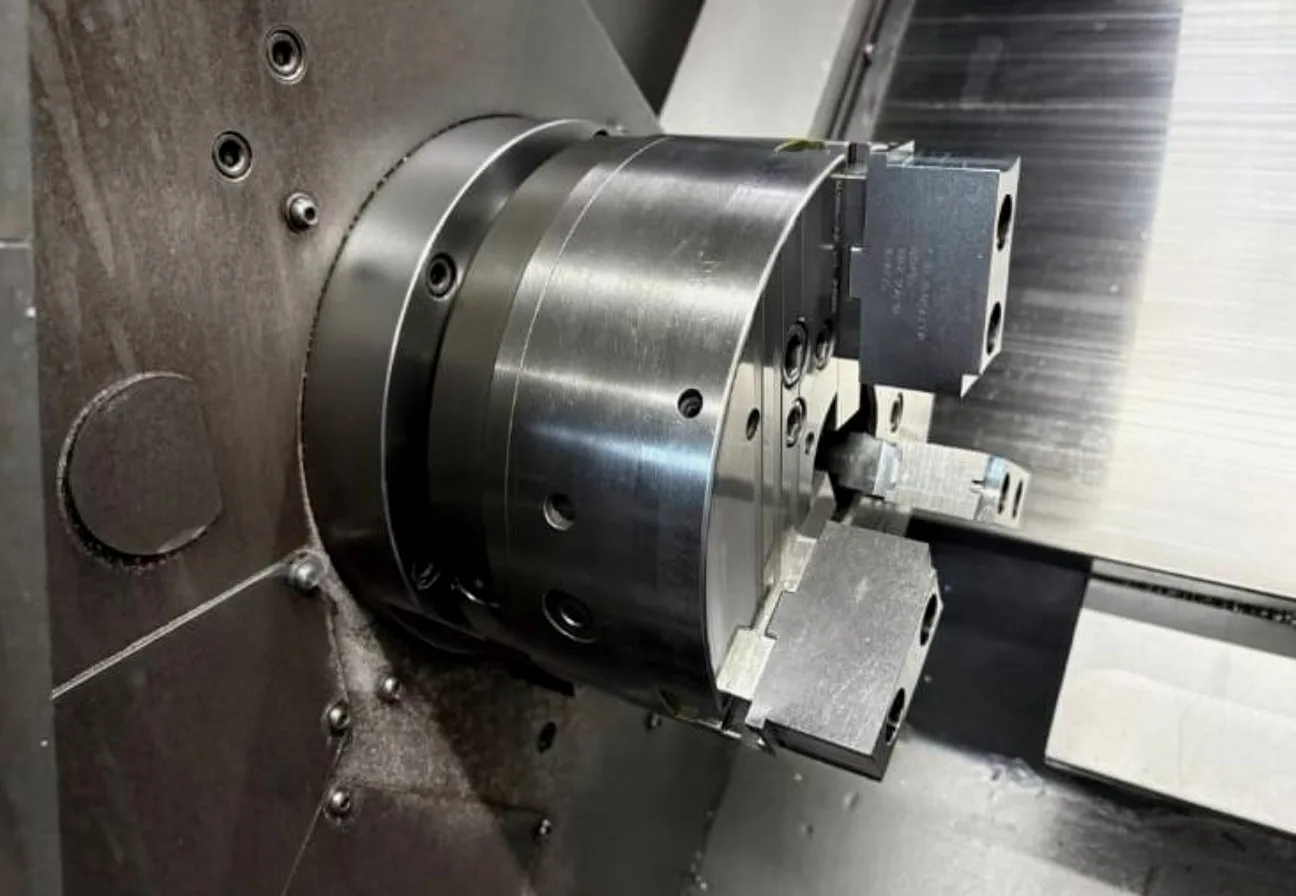 2 Axis CNC Turning Center PUMA 300B view 4