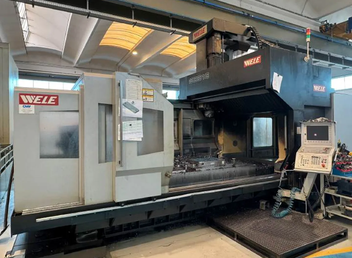Vertical Gantry Machining Center view 4