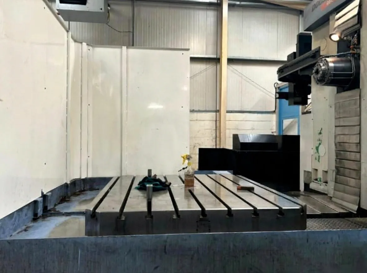 CNC HORIZONTAL BORING MILL – DOOSAN DBC 130 view 5