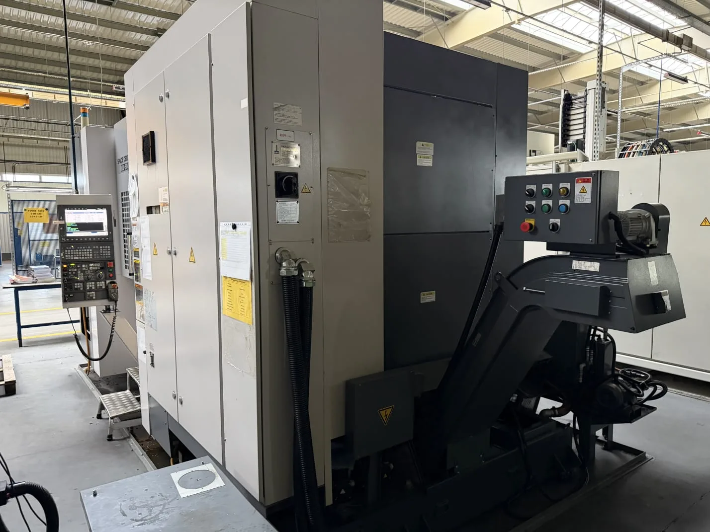 4-Axis Horizontal Machining Centre OKUMA MB 5000H view 2