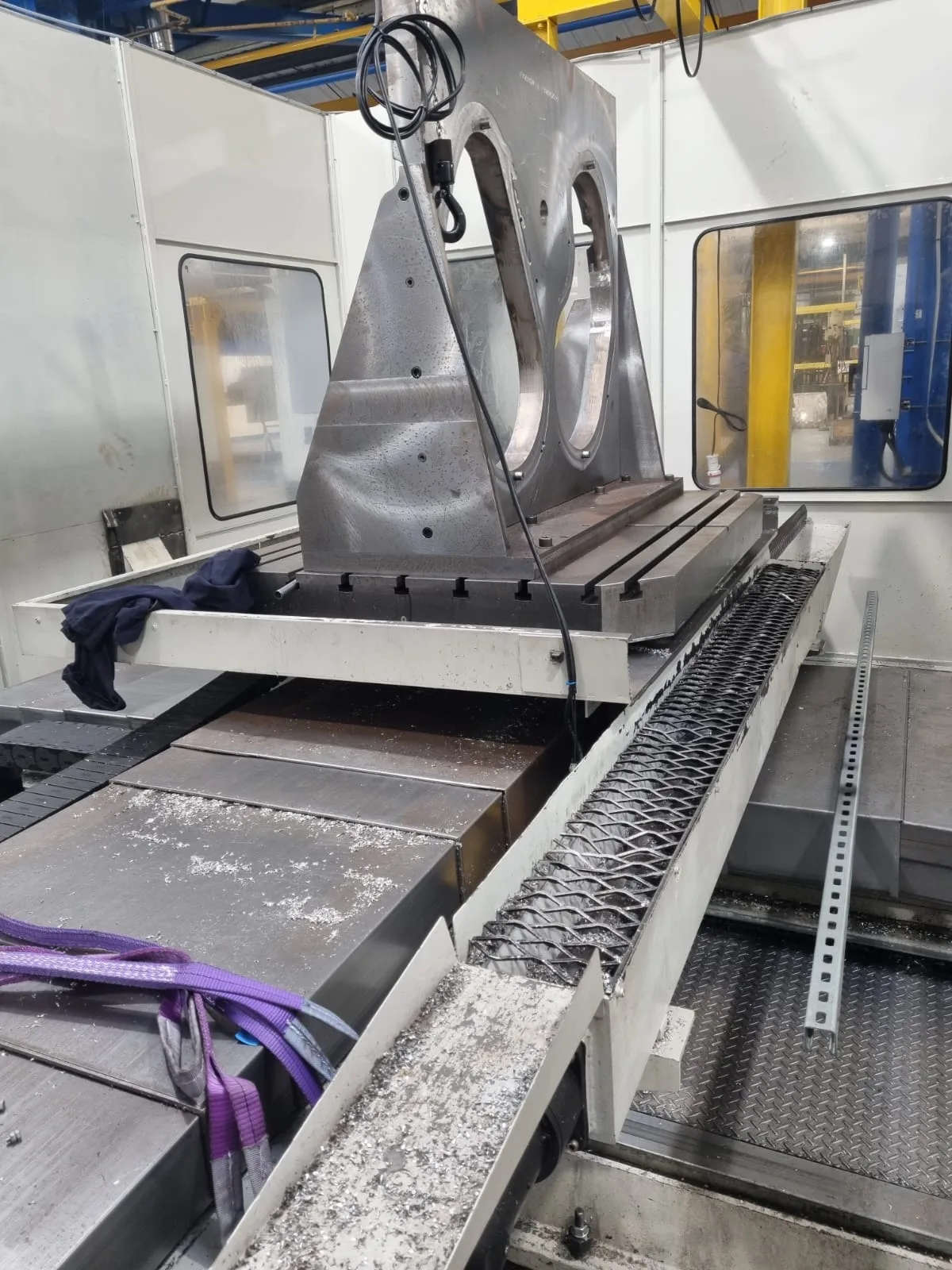 CNC HORIZONTAL BORING MILL – DUGARD HBM4 view 2