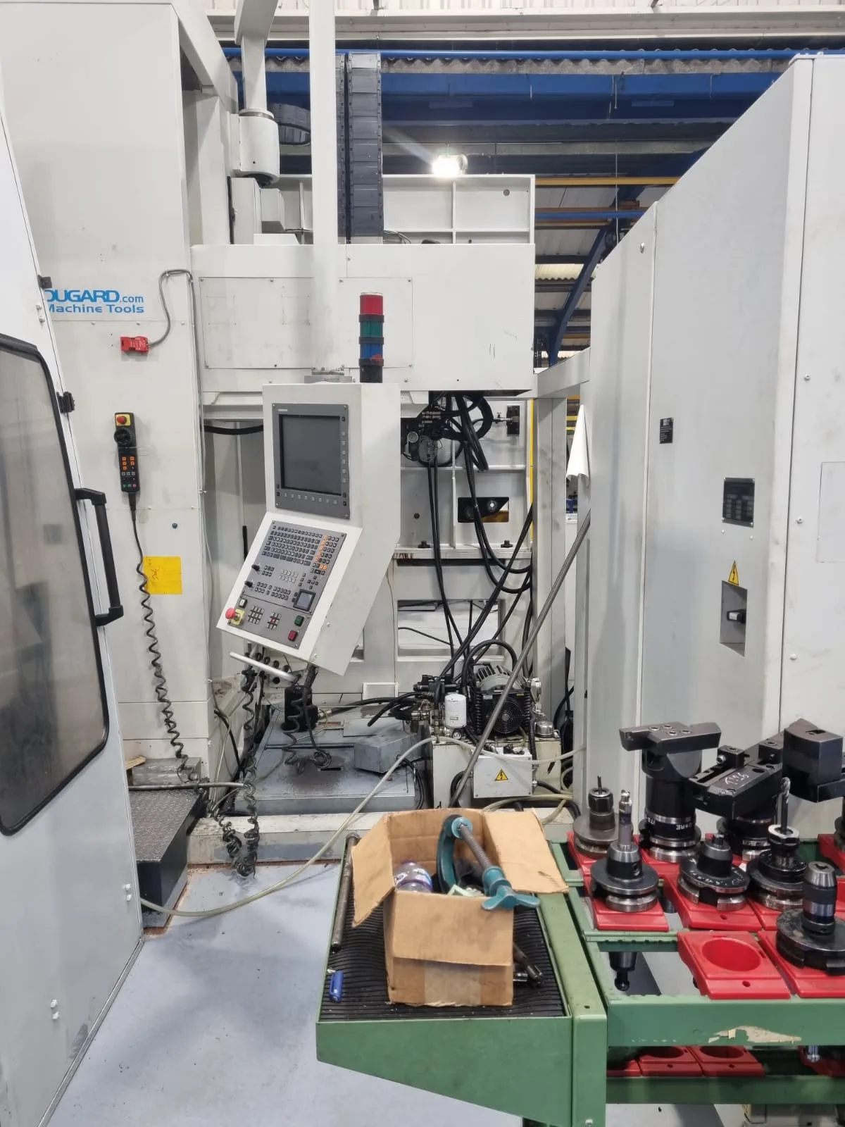 CNC HORIZONTAL BORING MILL – DUGARD HBM4 view 5