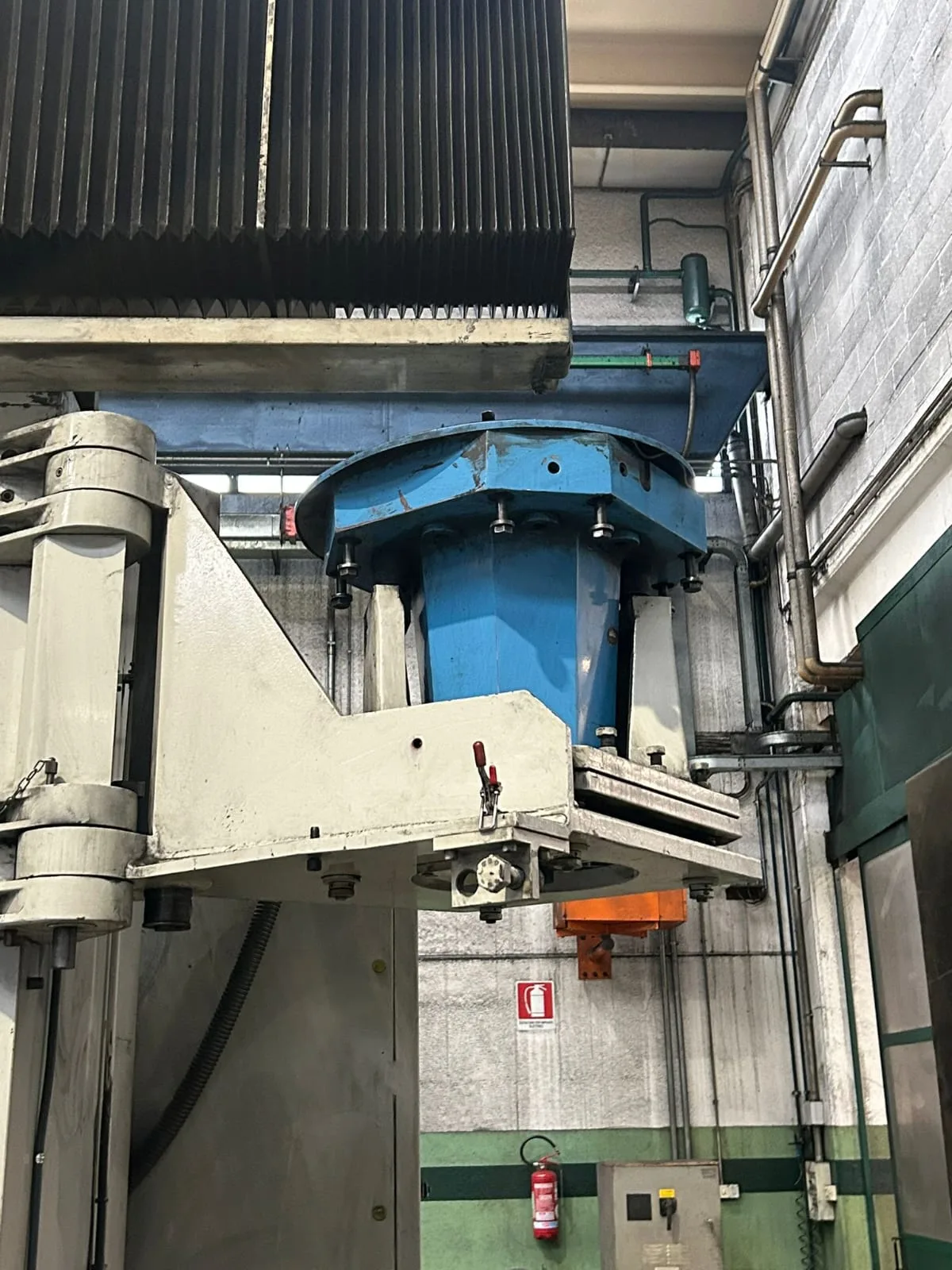5 AXIS PORTAL MACHINING CENTER zayer KPU 6500 view 7