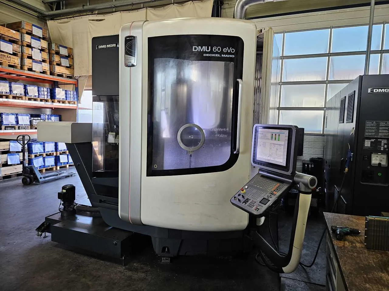 5-Axis Simultaneous Universal Machining Center DMG DMU 60 EVO view 3
