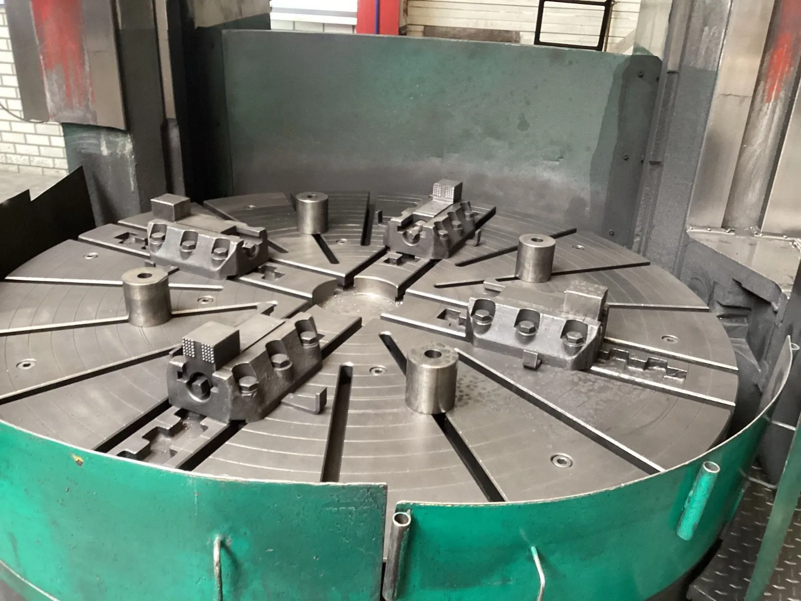 CNC Vertical Turret Lathe TITAN SC2000 view 3