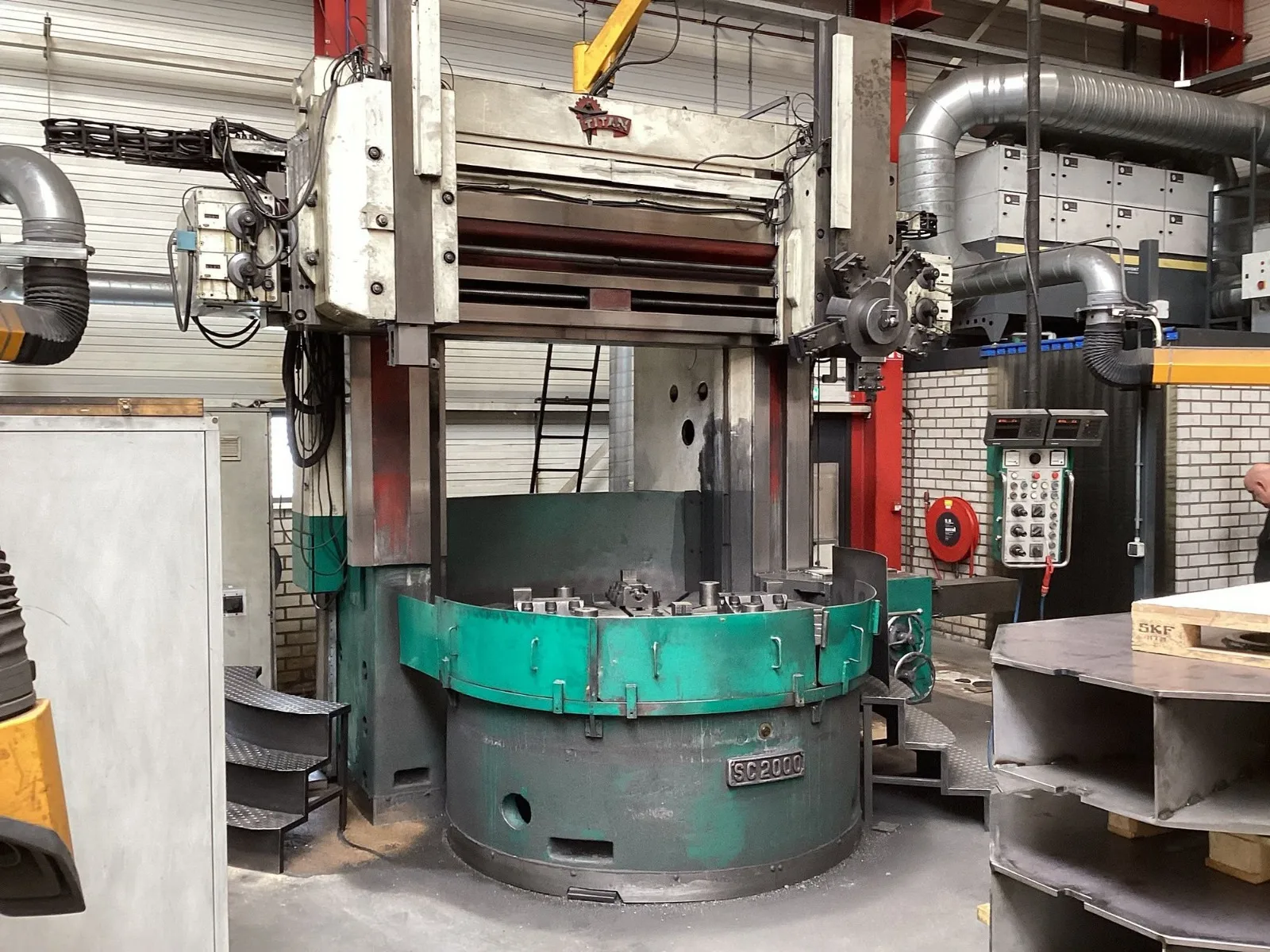 CNC Vertical Turret Lathe TITAN SC2000