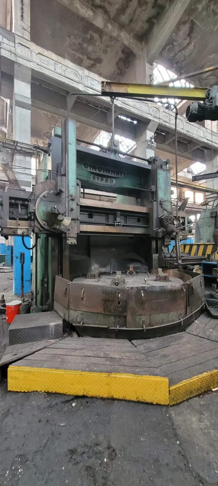 Vertical Turning Lathe CINCINNATI HYPRO (2250mm)
