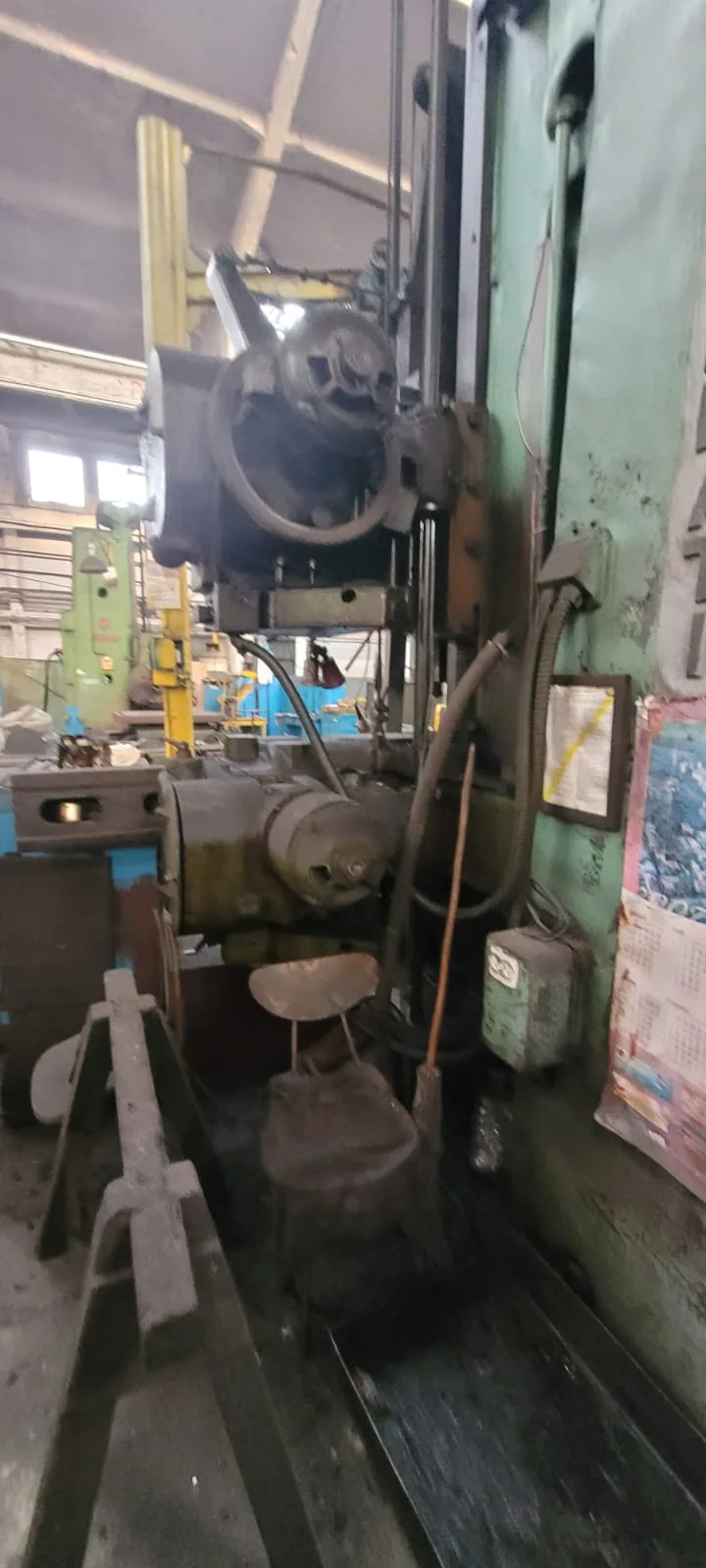 Vertical Turning Lathe CINCINNATI HYPRO (2250mm) view 3