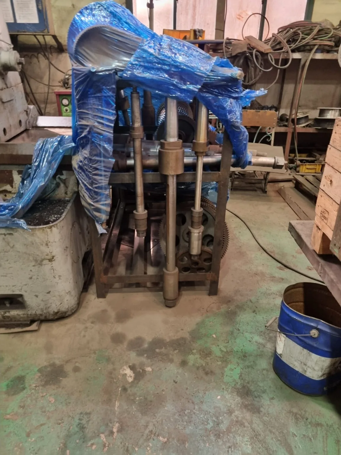 Gear Hobber Liebherr L2200 view 8