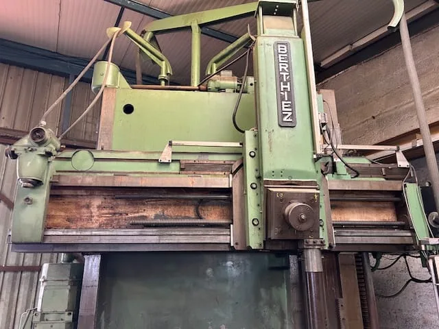 Vertical Lathe Berthiez BMF 160 view 5