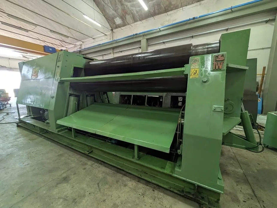 4 ROLLS HYDRAULIC PLATE BENDER