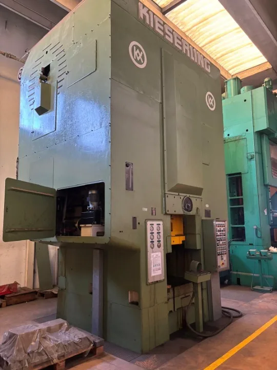 Knuckle Joint Press view 2