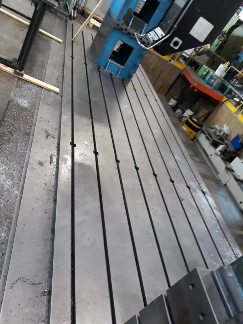 MOVING COLUMN 5-AXIS CNC BED MILLER – ZAYER KCU 10000 view 3