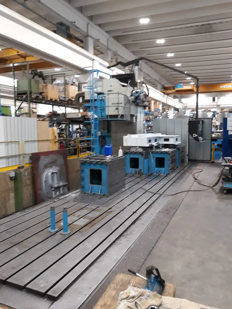 MOVING COLUMN 5-AXIS CNC BED MILLER – ZAYER KCU 10000 view 4