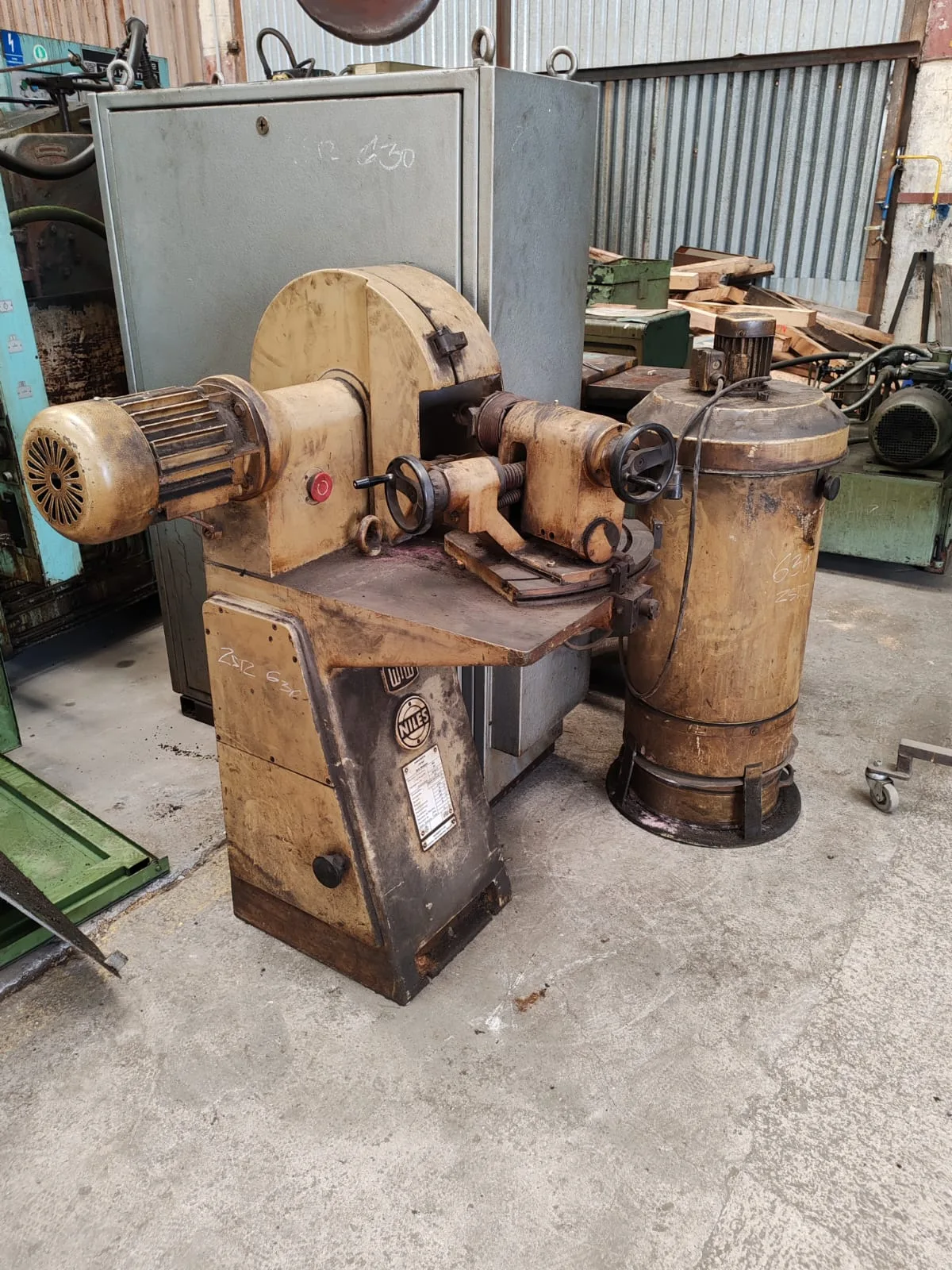 Gear Grinder WMW NILES ZSTZ 630 C1 view 3