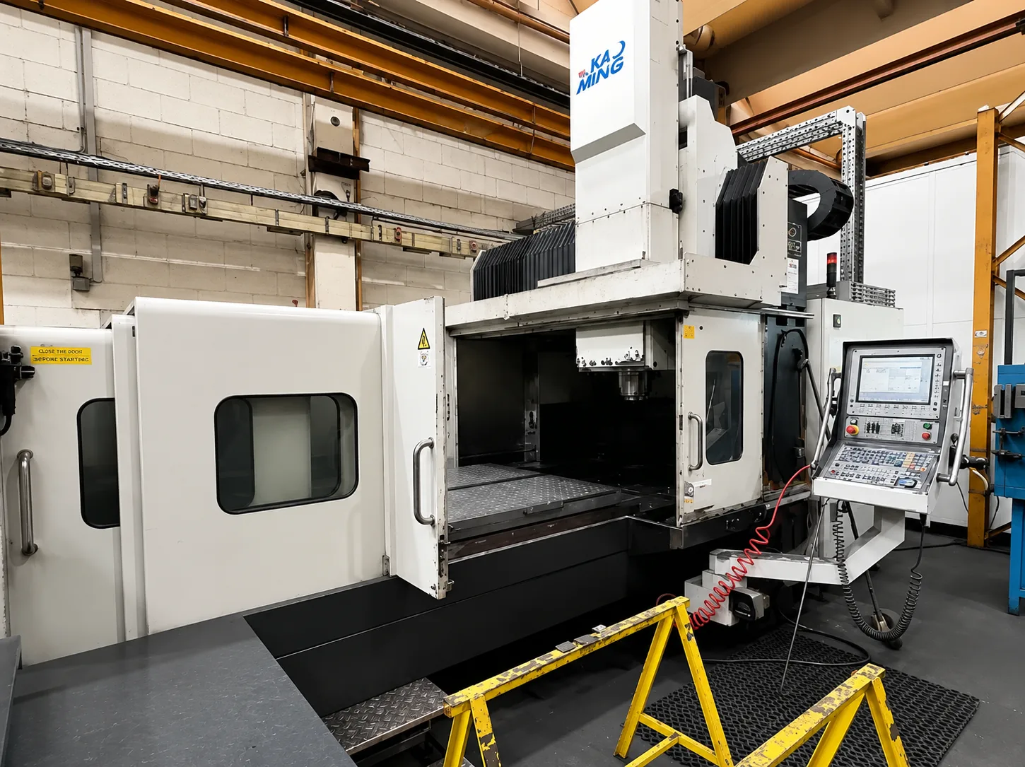 CNC Machining Centre Kaoming KMC-2000SV