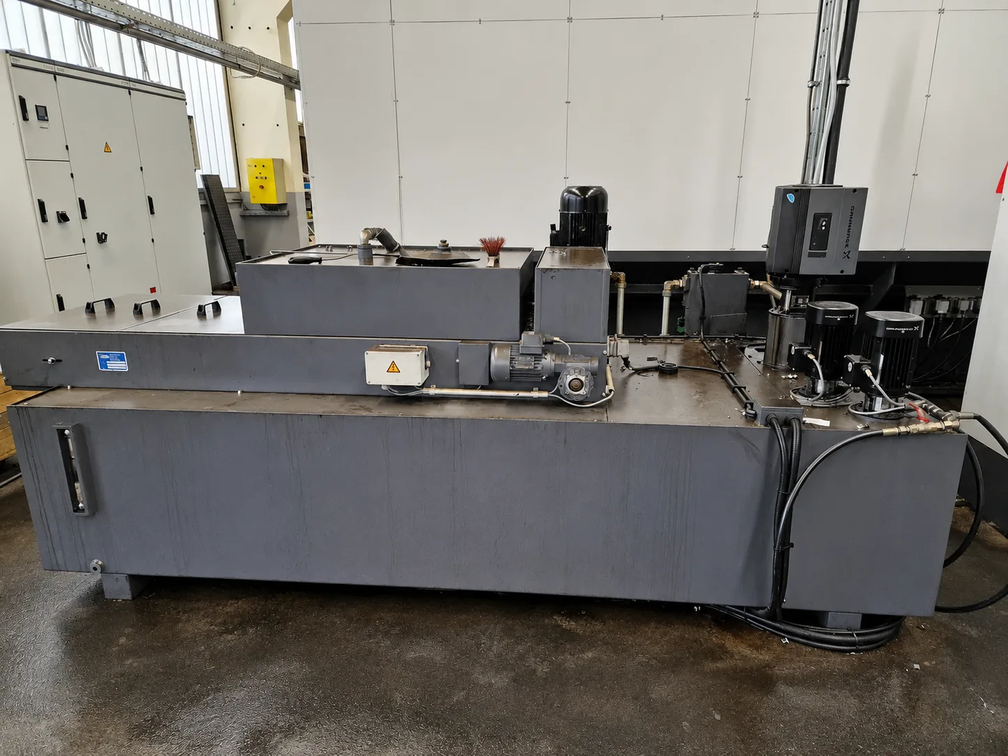 AXA VPC-2800U  5-Axis CNC Vertical Turning & Machining Center (Universal) view 2