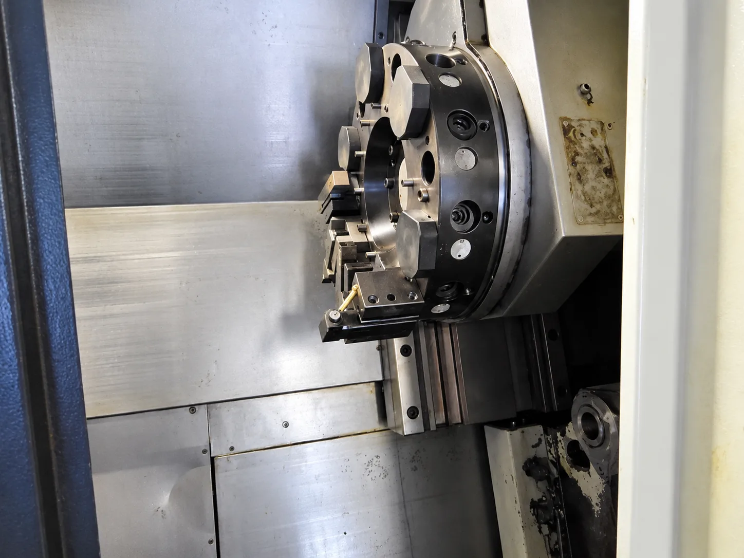 CNC Lathe Spinner TC400 view 4