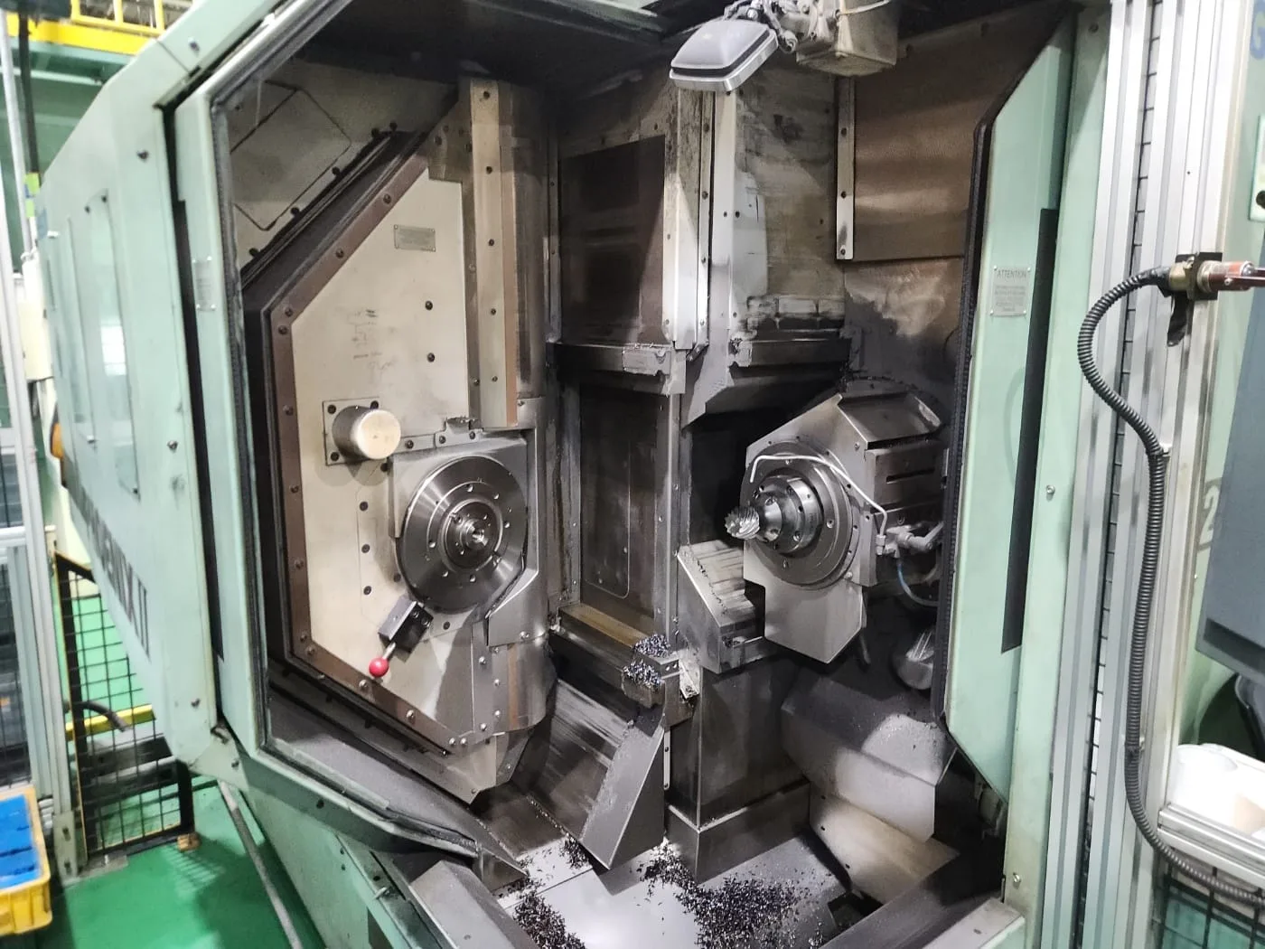 CNC BEVEL GEAR CUTTING MACHINE – GLEASON 275 HC view 4