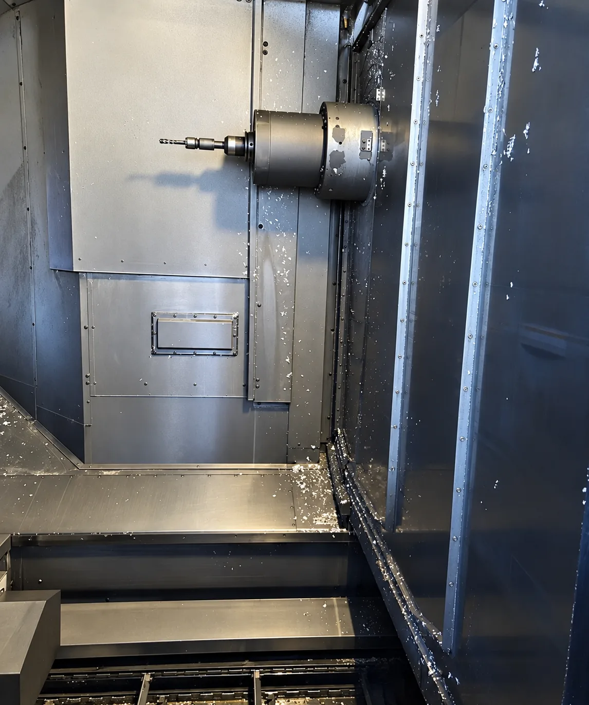 Horizontal CNC Machining Center MAKINO view 7