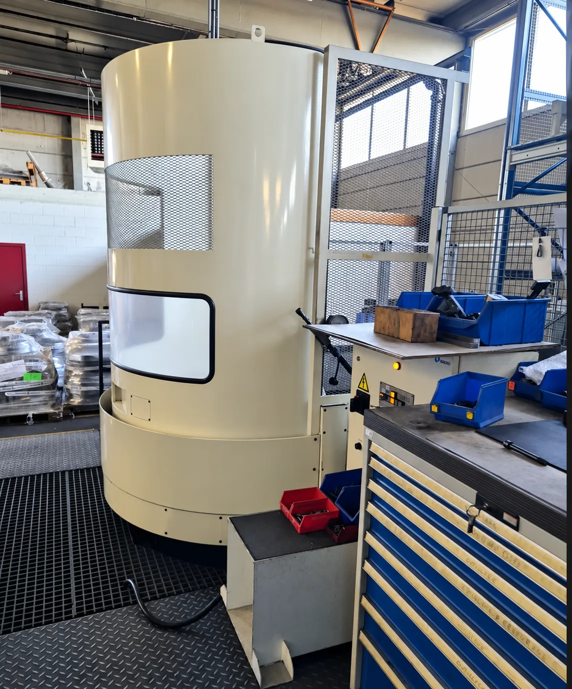 Horizontal CNC Machining Center MAKINO view 8