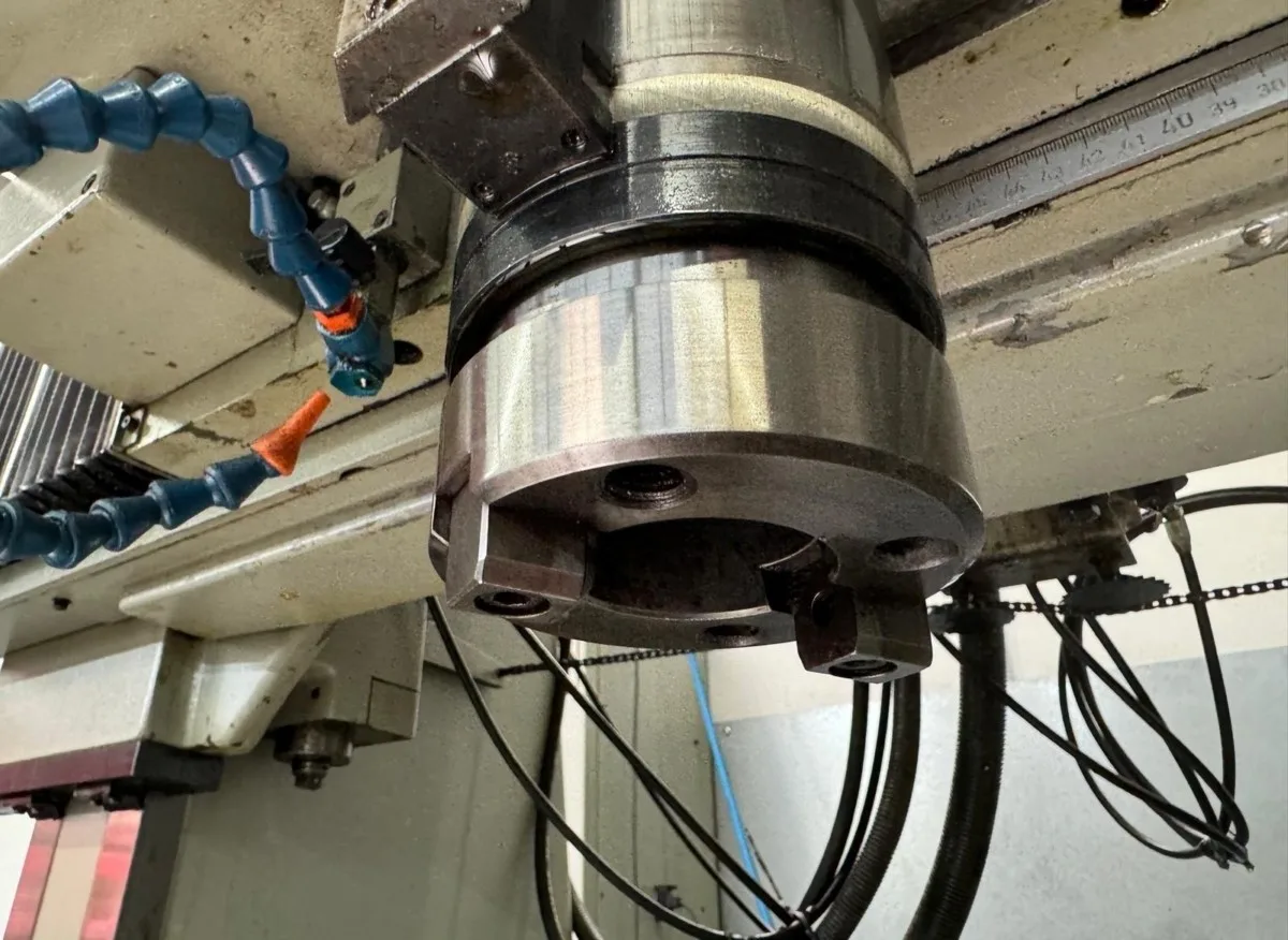 CNC Jig Boring Mill – Hauser M5-CNC view 2
