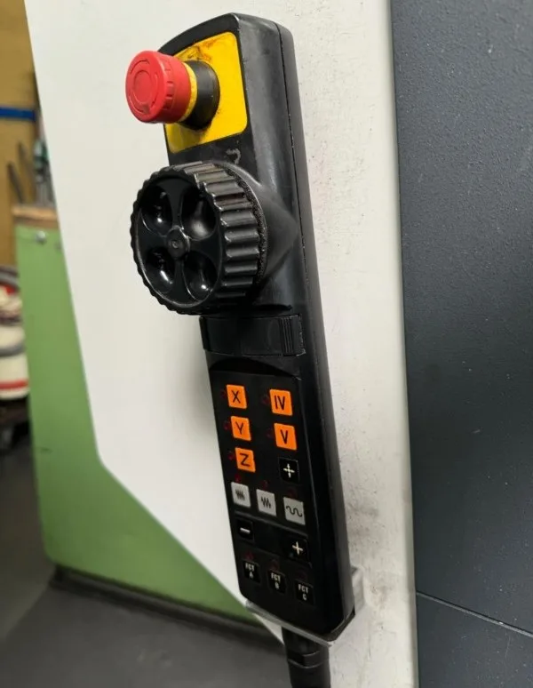 CNC Jig Boring Mill – Hauser M5-CNC view 3