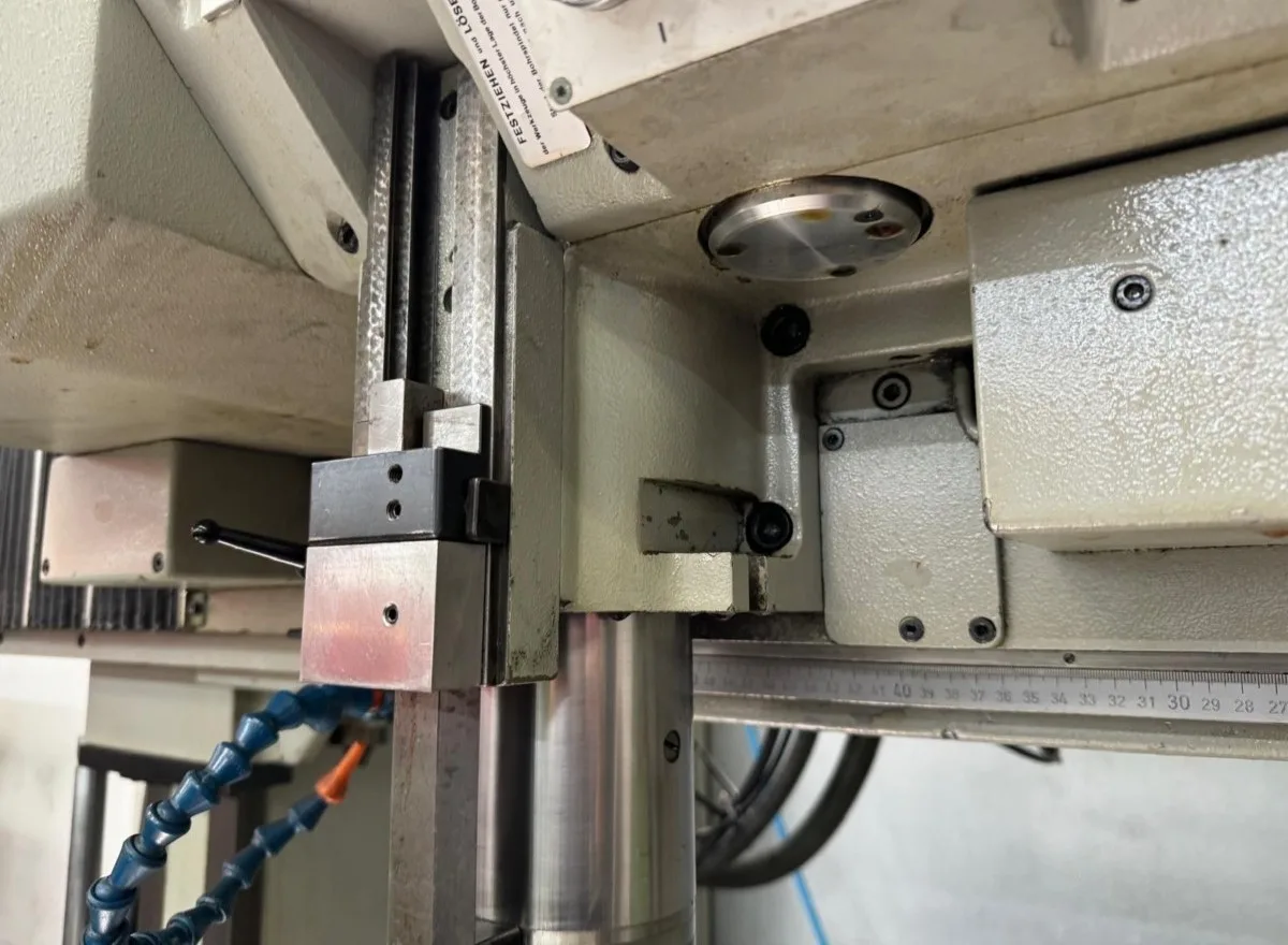 CNC Jig Boring Mill – Hauser M5-CNC view 6