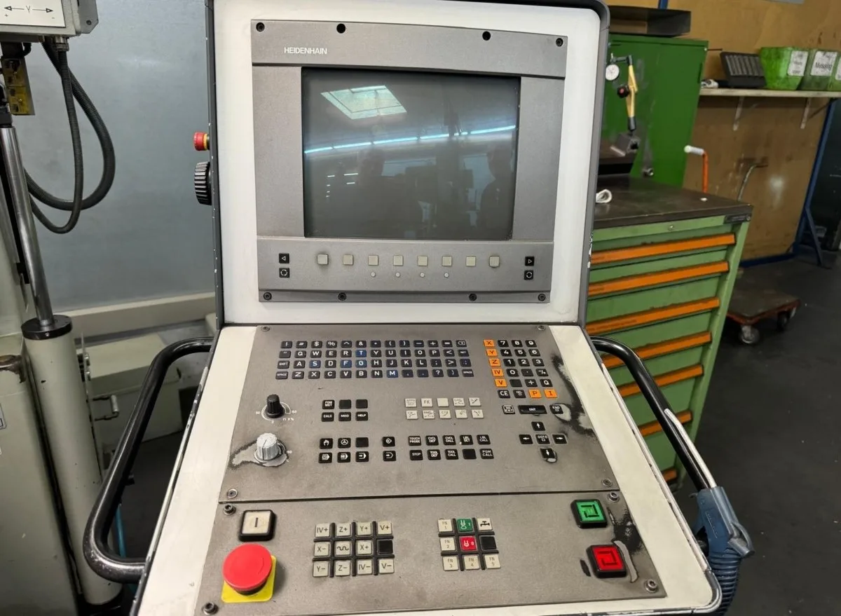 CNC Jig Boring Mill – Hauser M5-CNC view 8