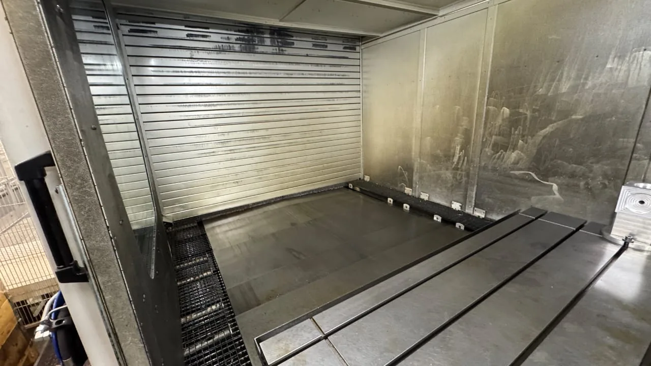 CNC 5 AXIS VERTICAL MACHINING CENTRE VALUTECH  WALDRICH-COBURG view 2