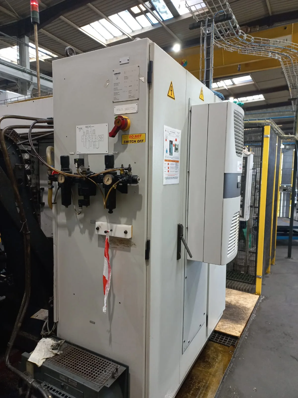 CNC Gear Hobber LC 82 view 4