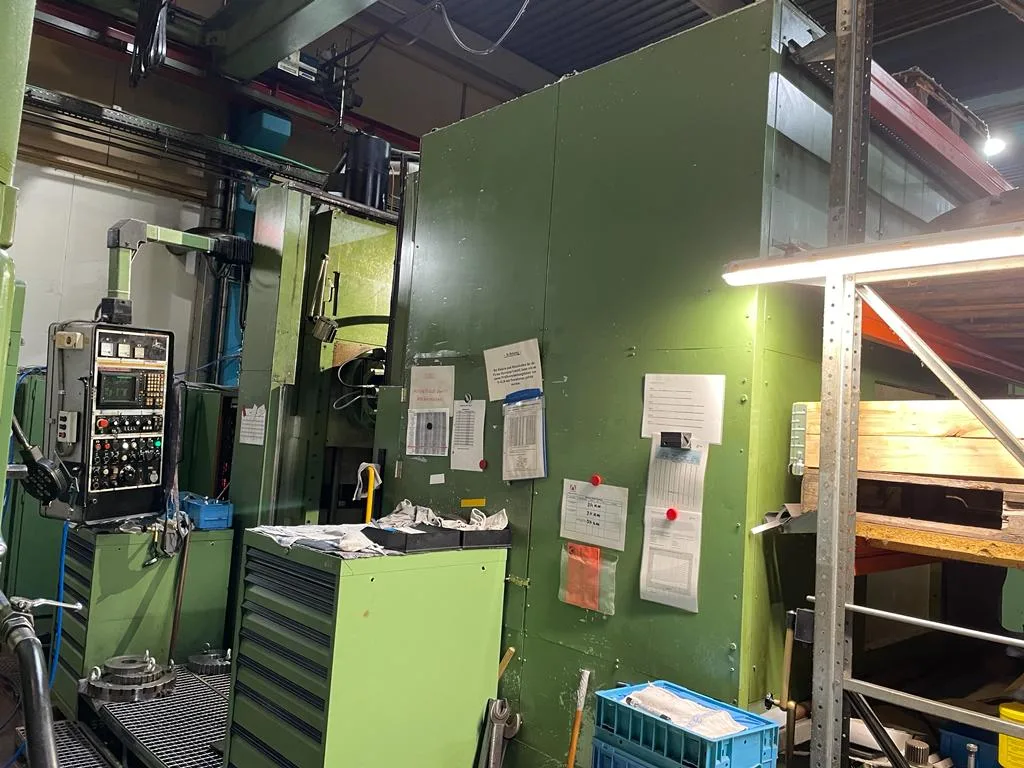 CNC Gear Hobber  PFAUTER  PE 1000 view 5