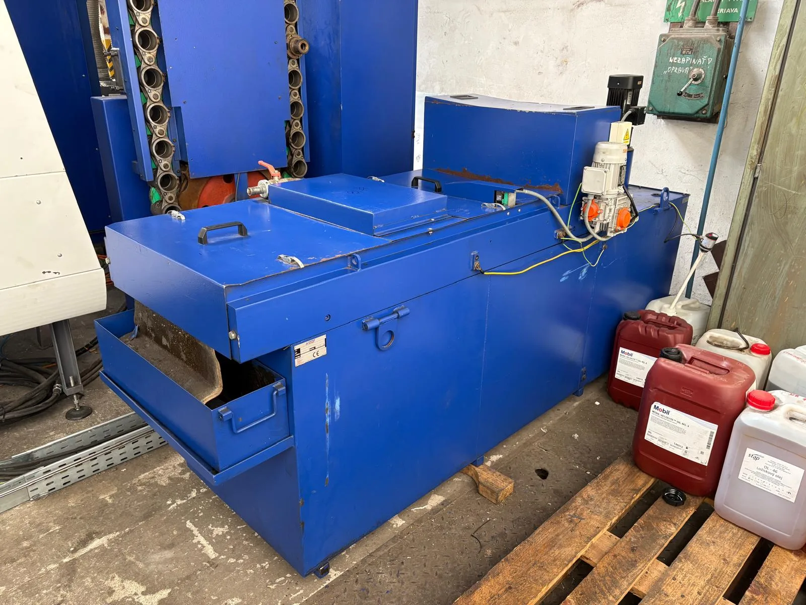 CNC Horizontal Boring Machine TOS VARNSDORF WHQ 105 view 8