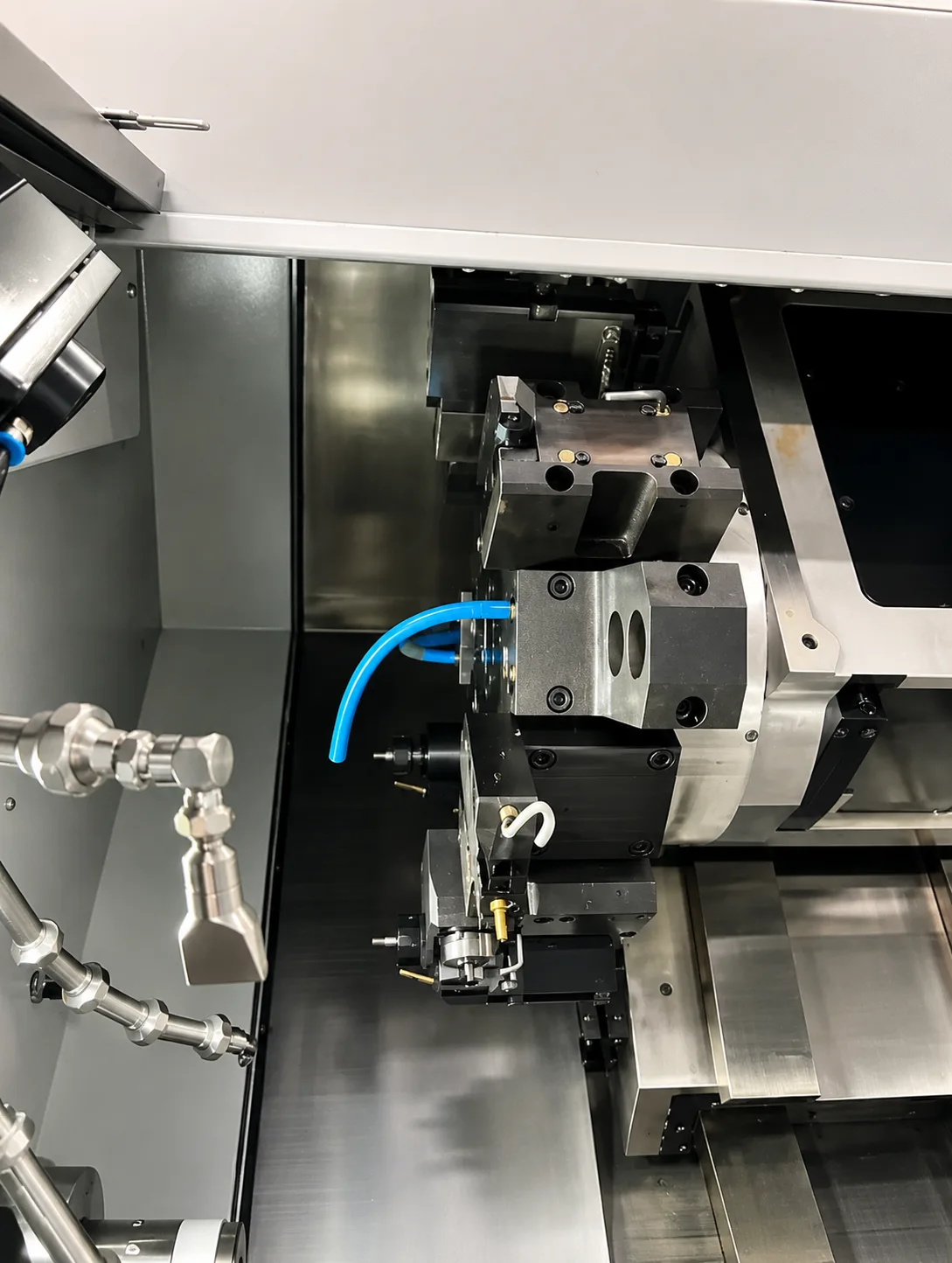6-Axis Turning & Milling Centre TSUGAMI M06.SYE view 3