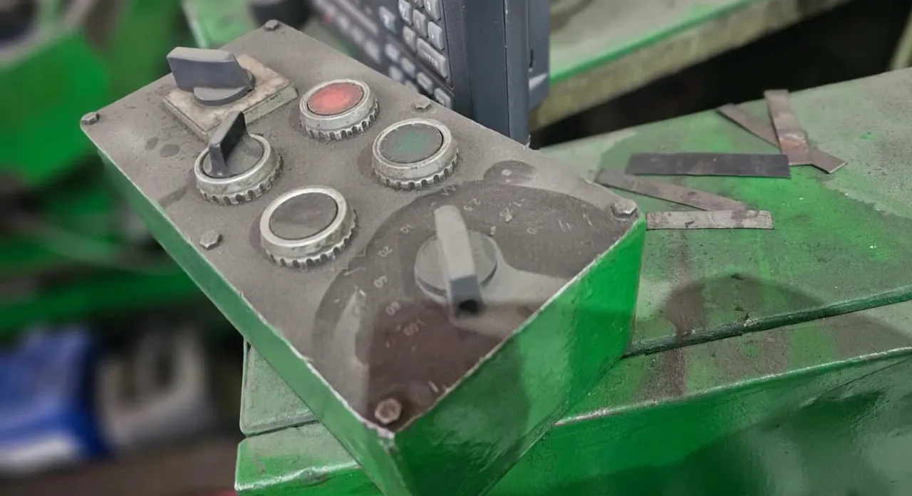 CNC Horizontal Boring & Milling Machine SCHIESS view 2