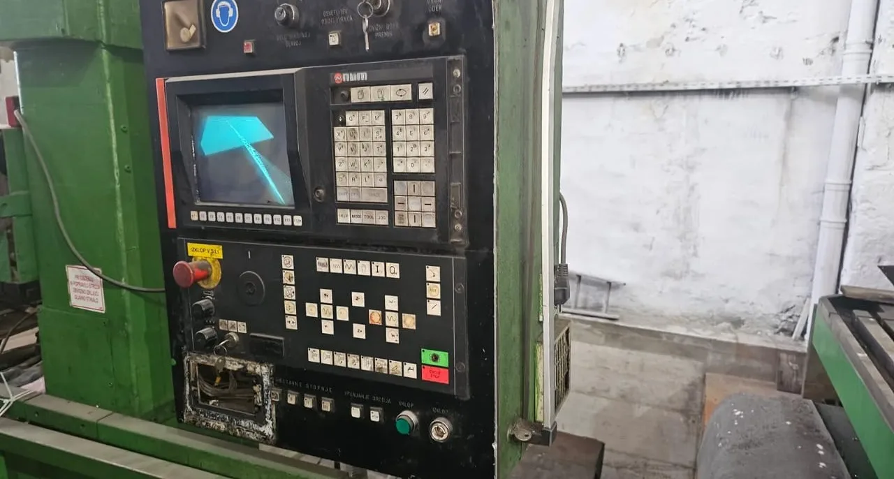 CNC Horizontal Boring & Milling Machine SCHIESS view 3