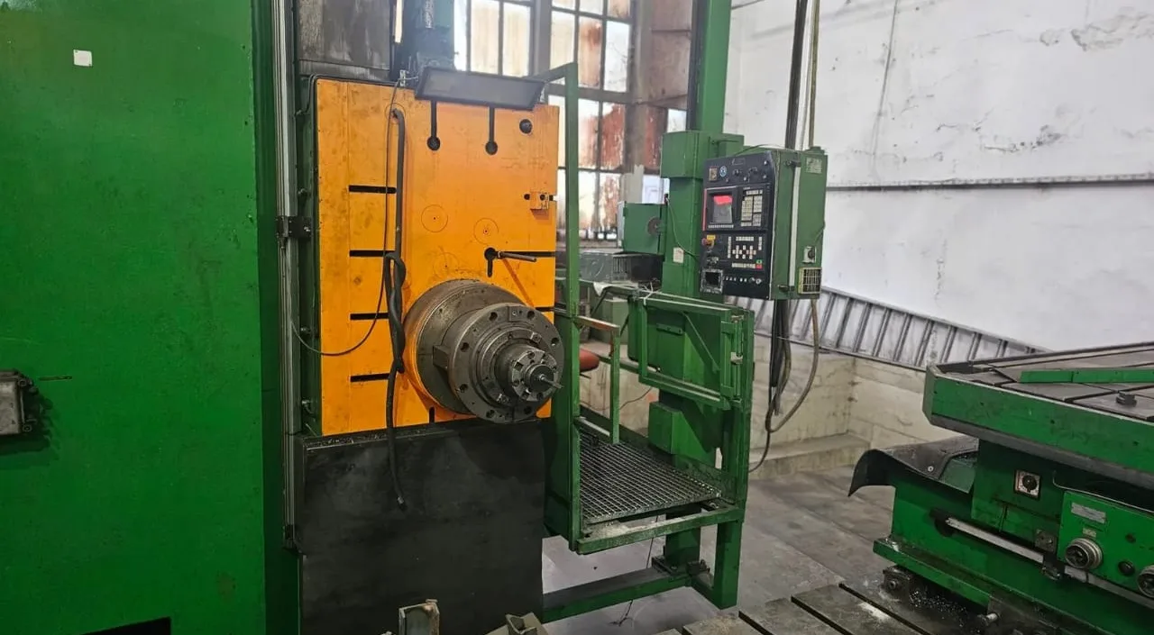 CNC Horizontal Boring & Milling Machine SCHIESS view 5