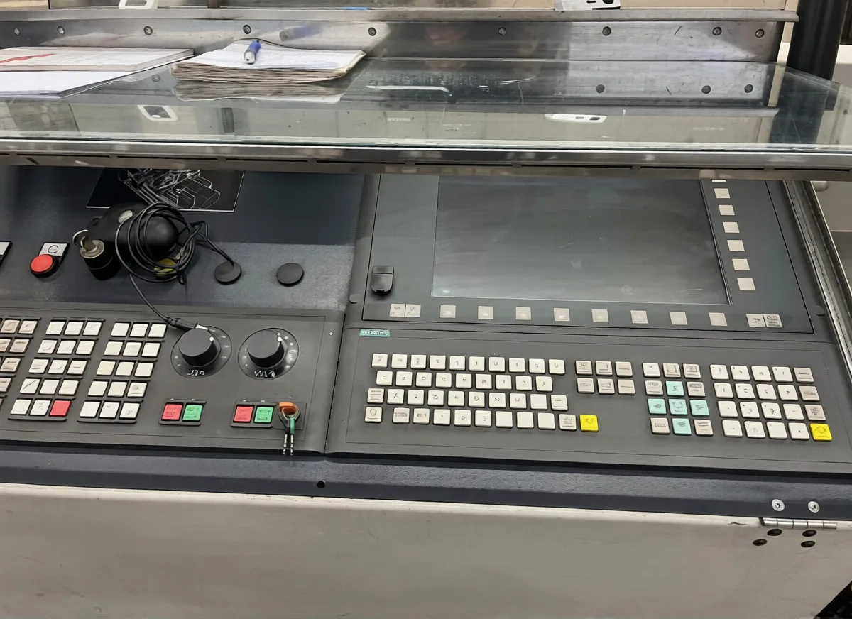 CNC Thread Milling & Hobbing Machine - 370/6800 view 4