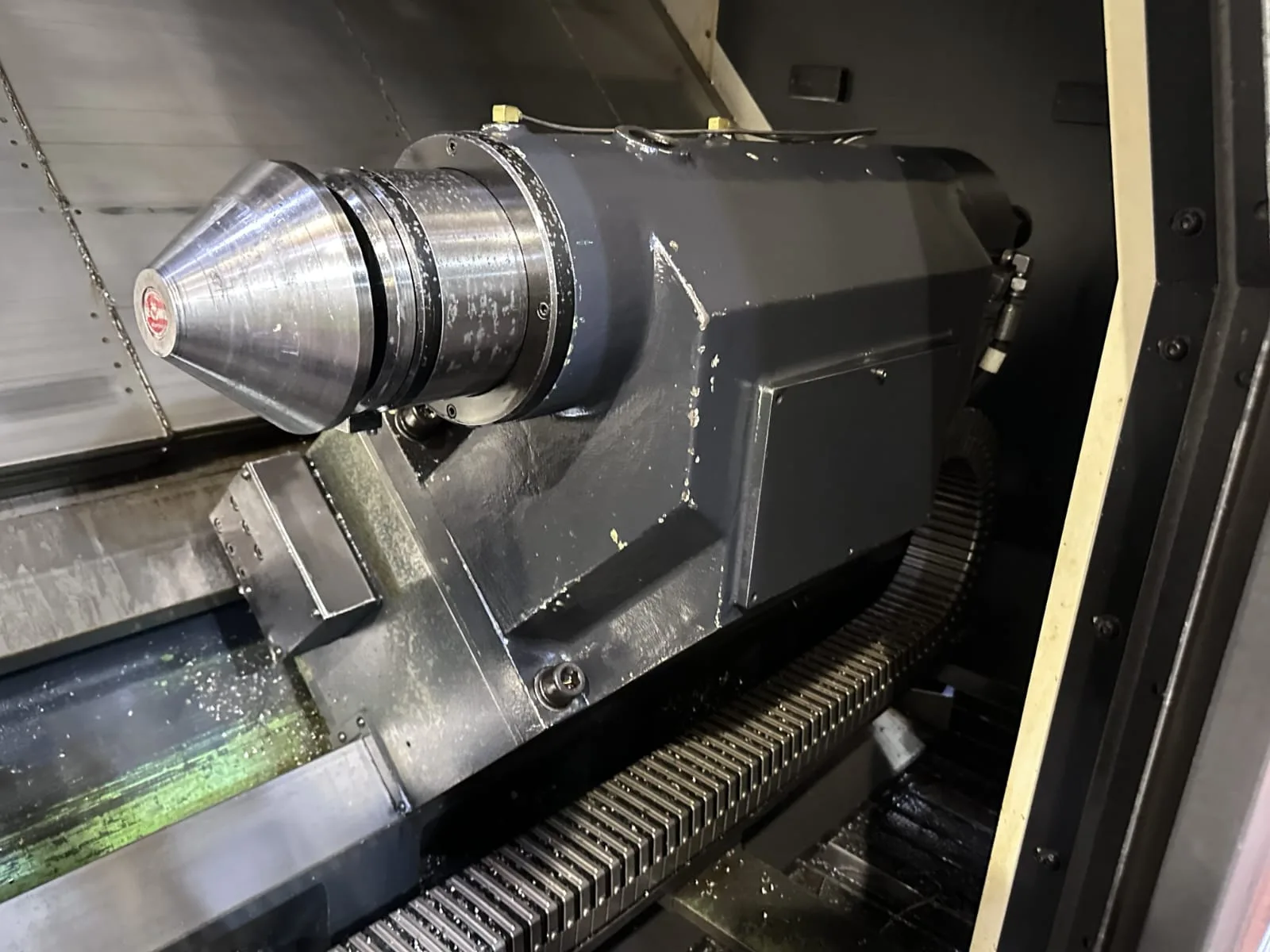 CNC Turning Centre Doosan Puma 700L view 3