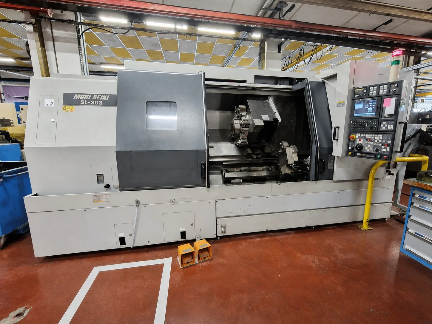 CNC TURNING & MILLING CENTER Mori Seiki SL 303