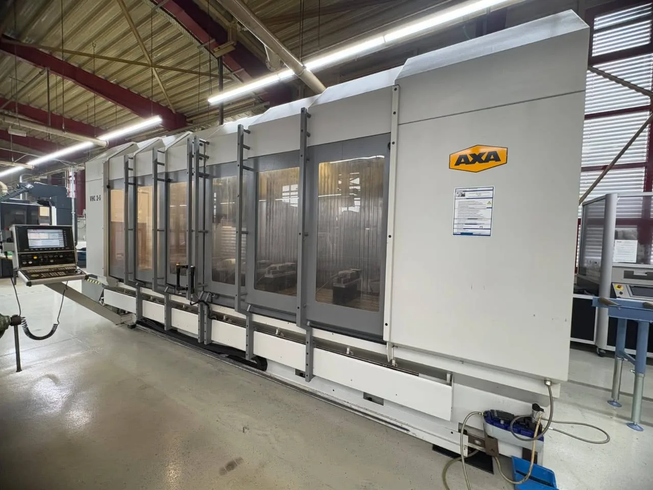 CNC Vertical Machining Centre AXA VSC 3-3500 view 2
