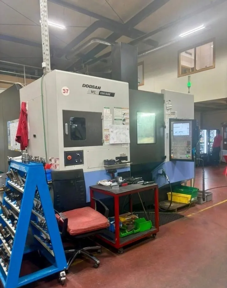 5-Axis Machining Center DOOSAN VC 630 5AX view 8