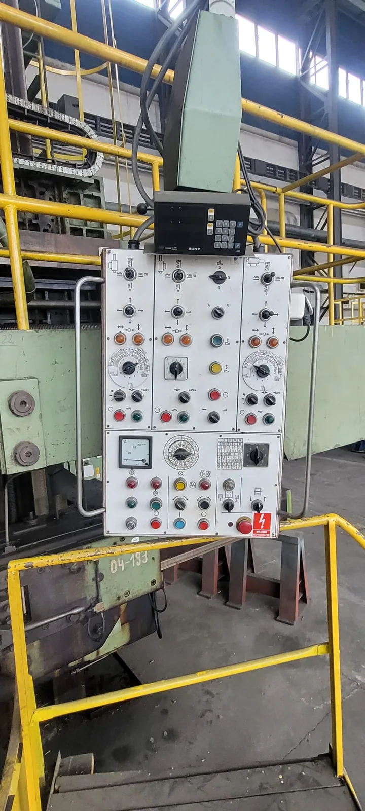 Vertical Turning Lathe RAFAMET KCH 360/450 view 2