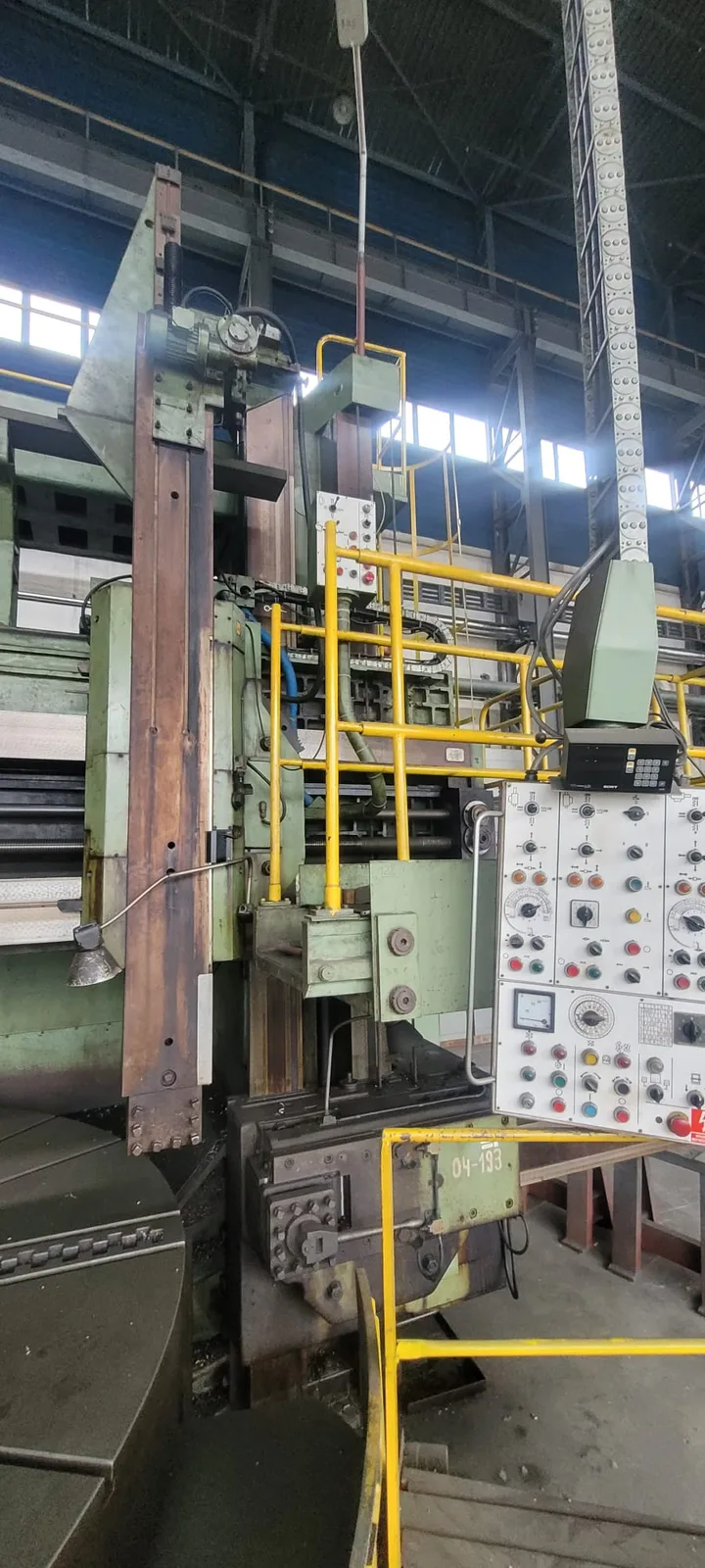 Vertical Turning Lathe RAFAMET KCH 360/450 view 4
