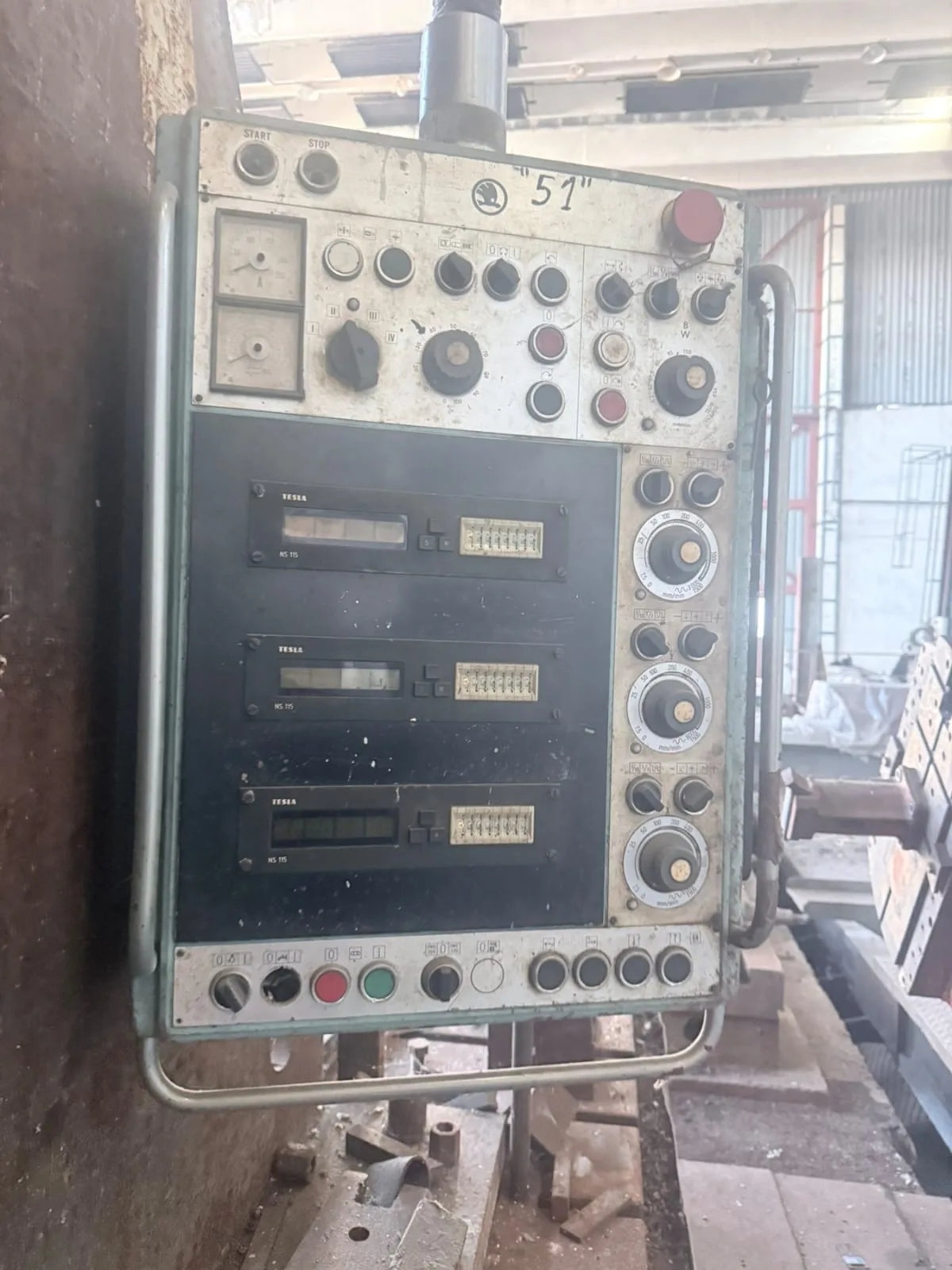 HORIZONTAL BORING MILL – SKODA W200HC view 7