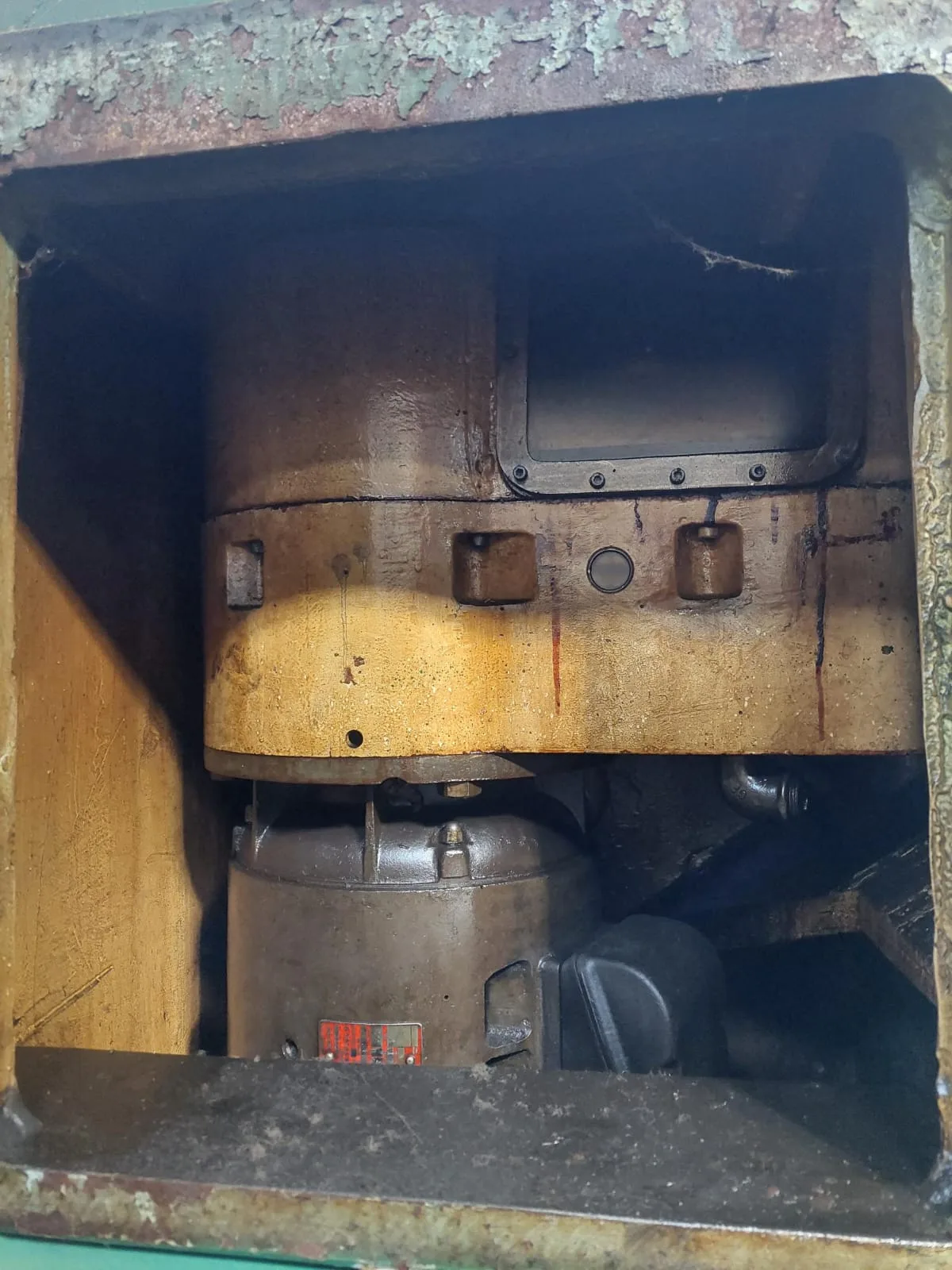 Gear Hobbing Machine CHURCHILL 1000mm view 4